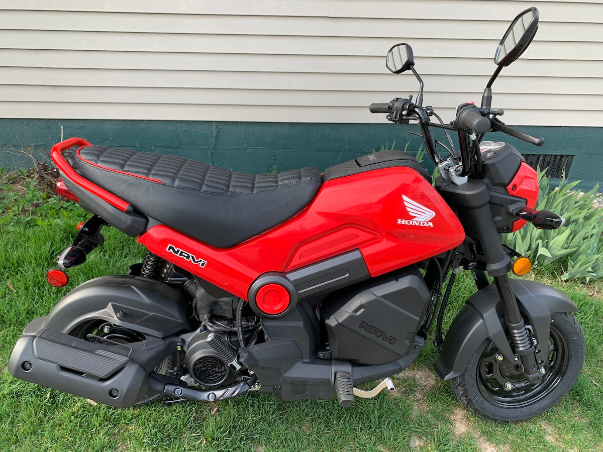 Honda Navi rectangle Chicklets seat cover with piping