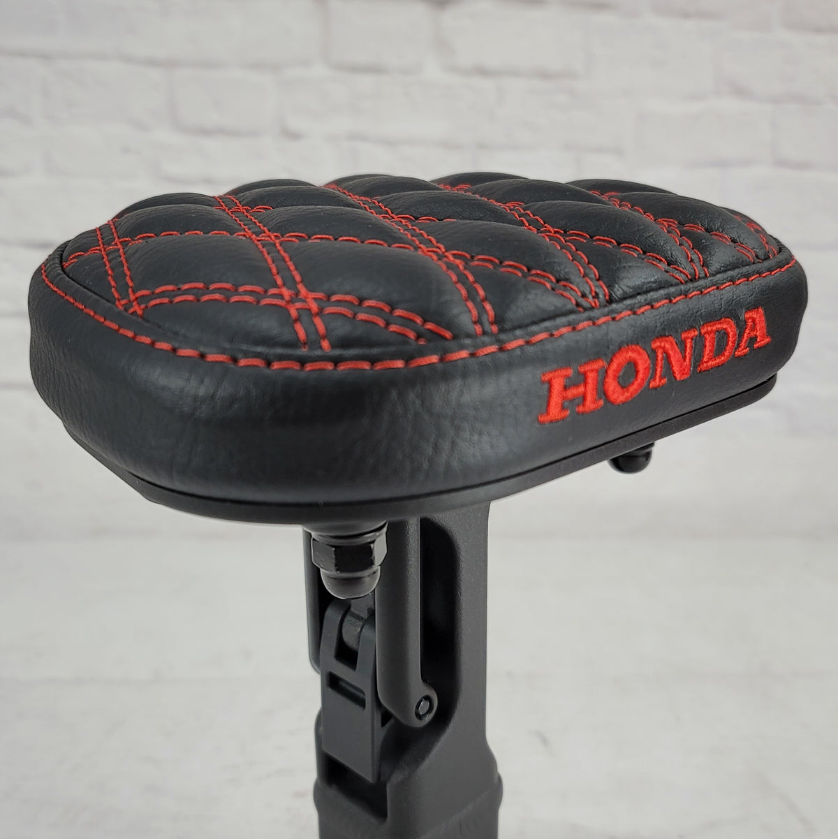 Honda Motocompacto black diamond stitch seat cover