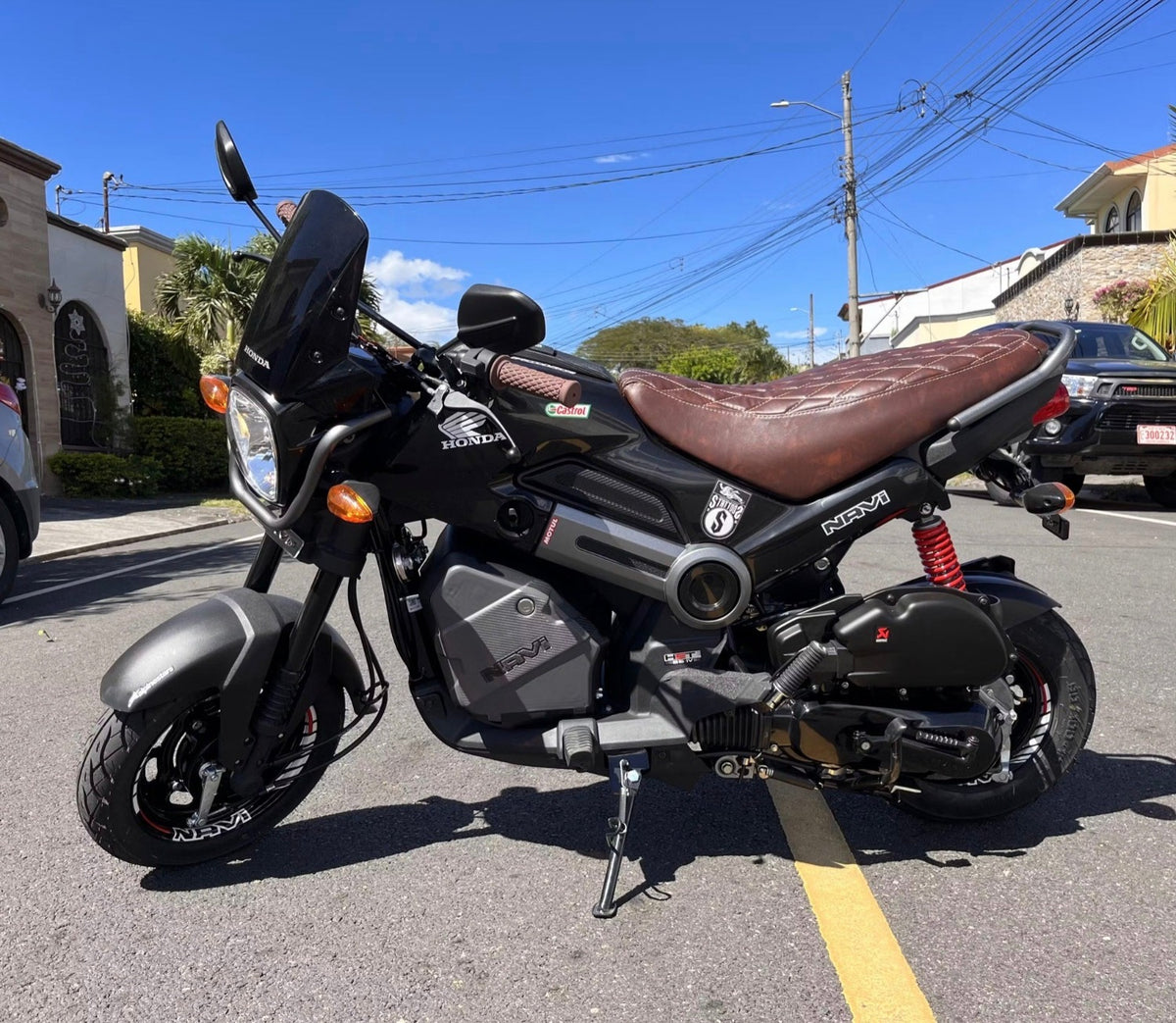 Honda Navi Whiskey Brown diamond seat cover