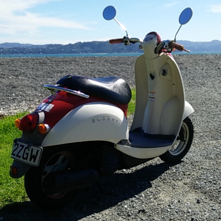 READY TO SHIP! Honda Metropolitan CH50 Classic Black Seat Cover - No staples!, handmade Honda Metropolitan seat cover by Cheeky Seats, product detail view 3