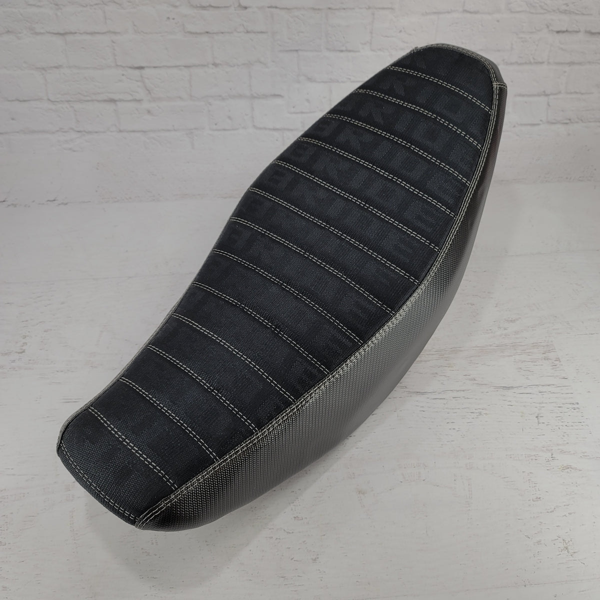 Honda Navi BRIDE tuck-and-roll seat cover