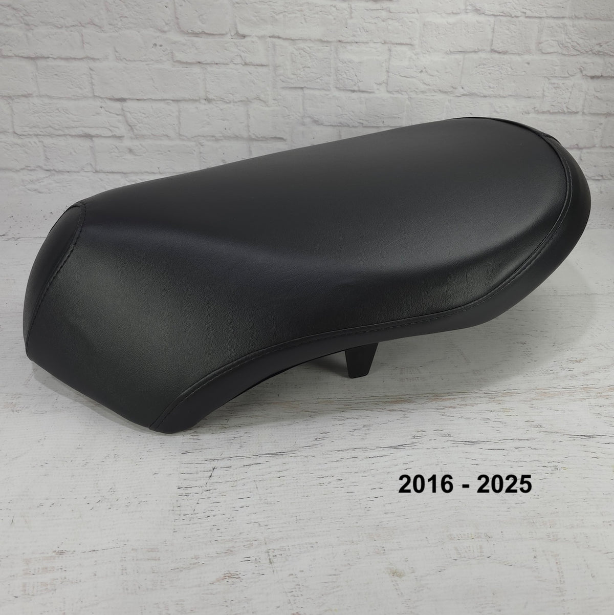 READY TO SHIP! Honda Metropolitan CH50 Classic Black Seat Cover - No staples!, handmade Honda Metropolitan seat cover by Cheeky Seats, product detail view 4