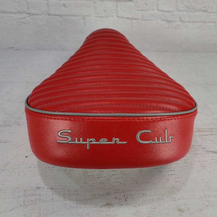 Honda Super Cub / Trail 125 Red Mini Pleat Seat Cover