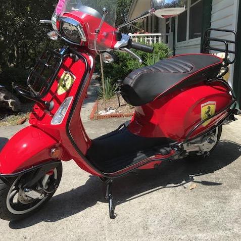Vespa Sprint / Primavera Classic Two Tone Padded Seat Cover