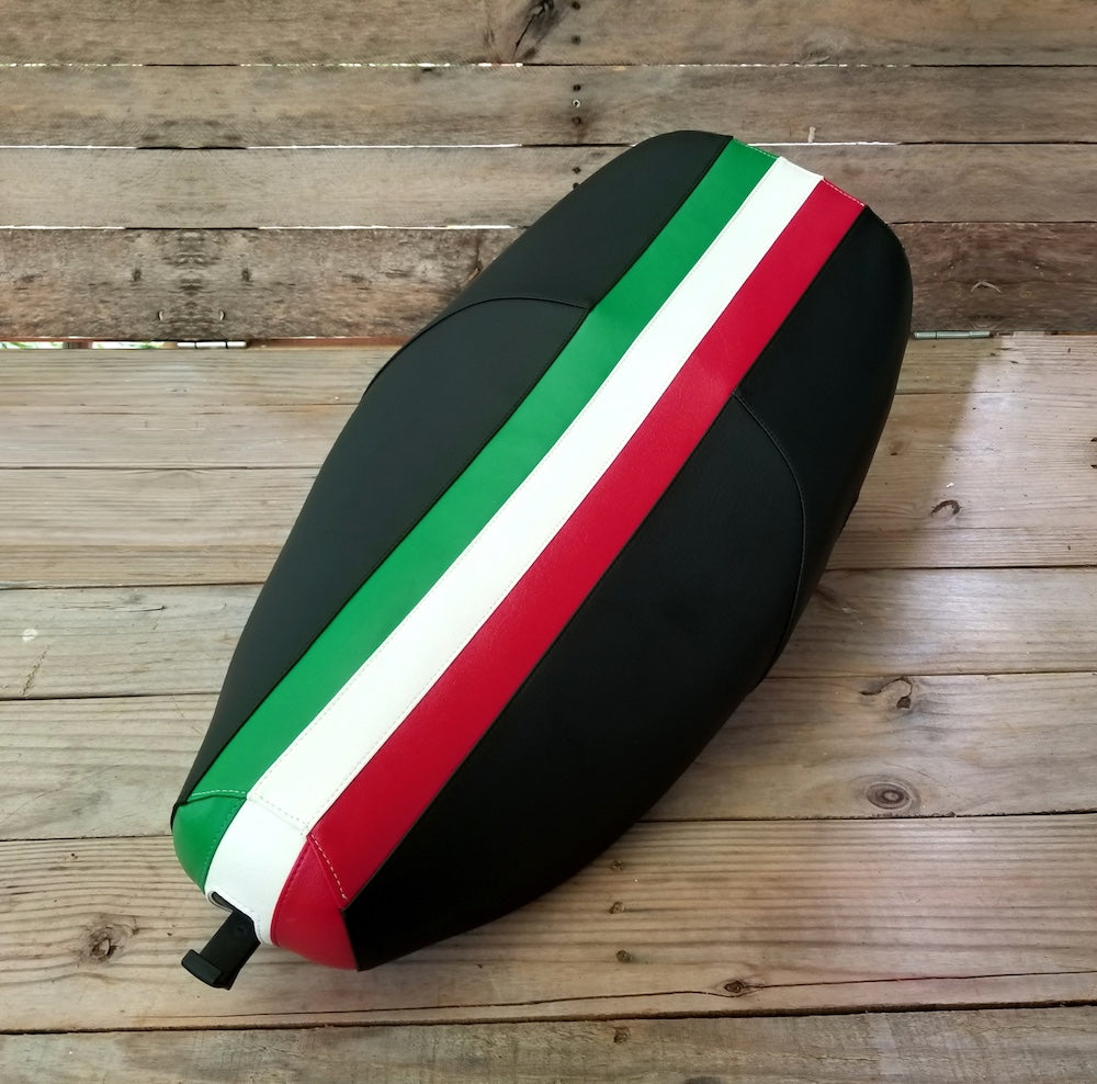 Vespa LX Italian racing stripe seat cover installed