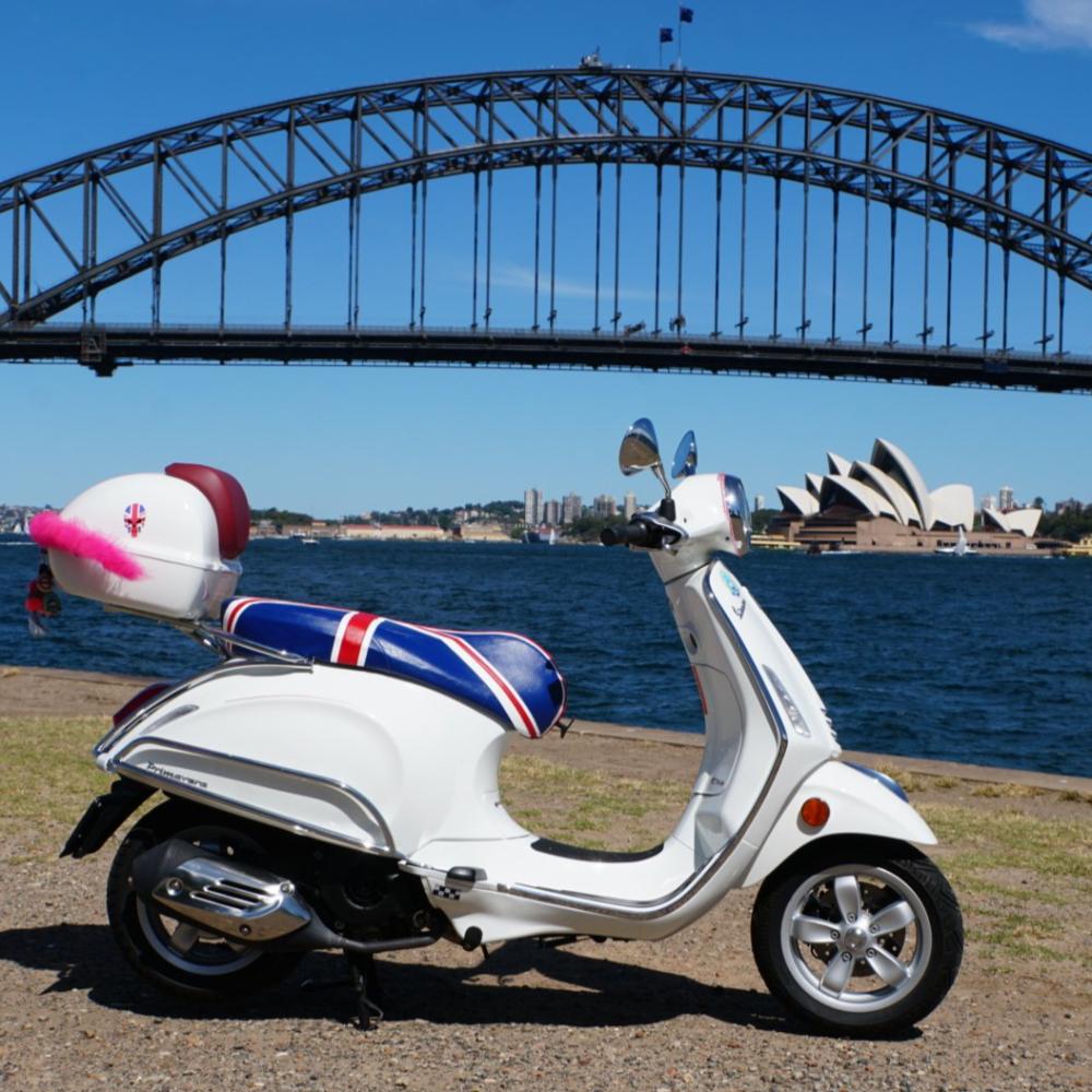 Union Jack Vespa Primavera Sprint Cheeky Seats