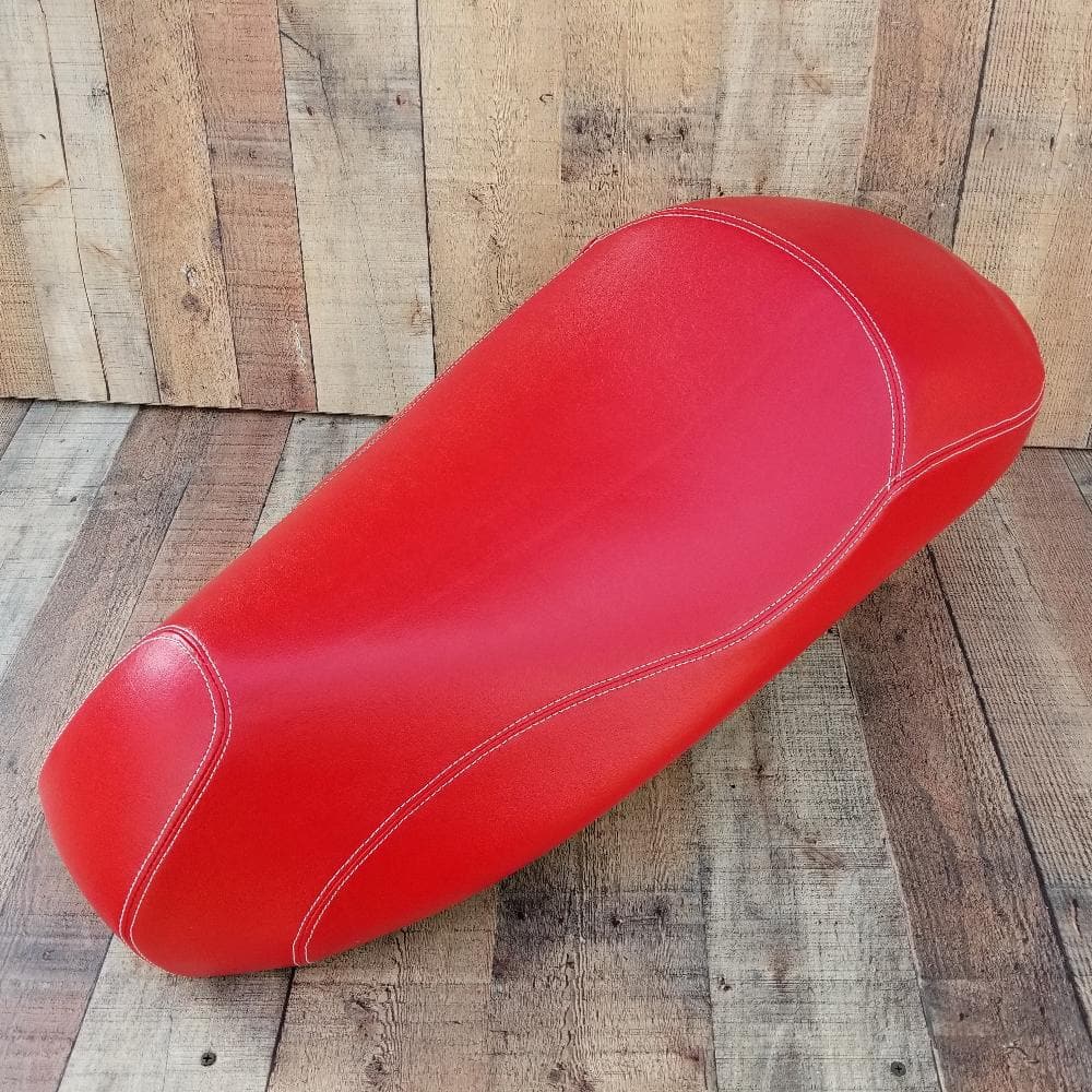 Vespa GTS GTV Eurogel Sport Saddle Red SEAT COVER Cheeky Seats